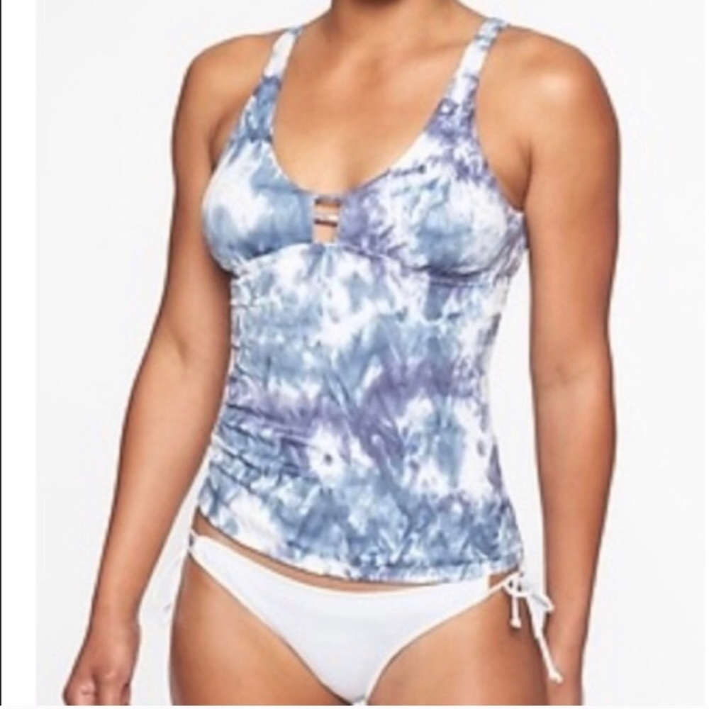 NWT ATHLETA TANKINI TOP